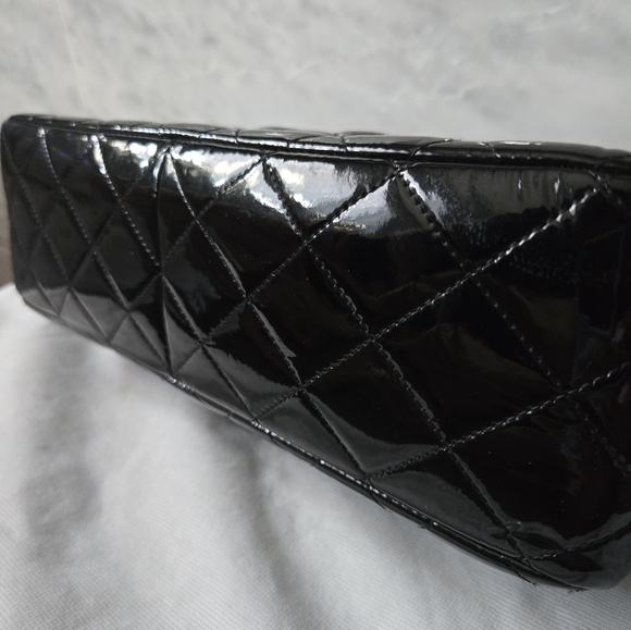 Authentic Chanel Patent Leather Jumbo Double Flap Classic Bag - Picture 10 of 16